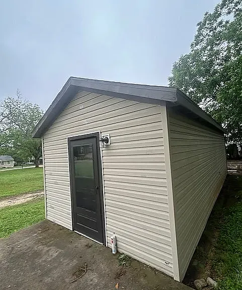 4307 Valview Dr — Photo 1