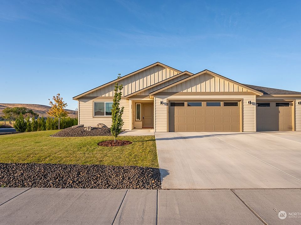 1st image of 907 8th Avenue NE