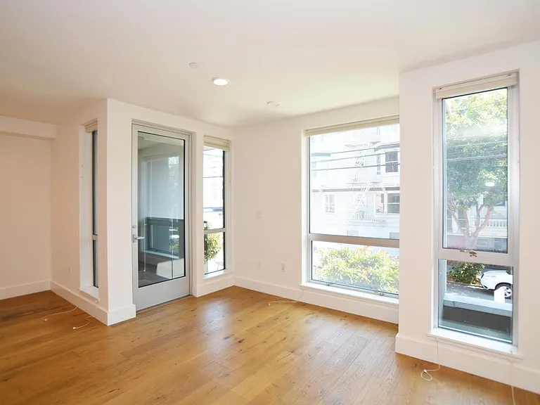 1450 15th St #203 — Photo 11