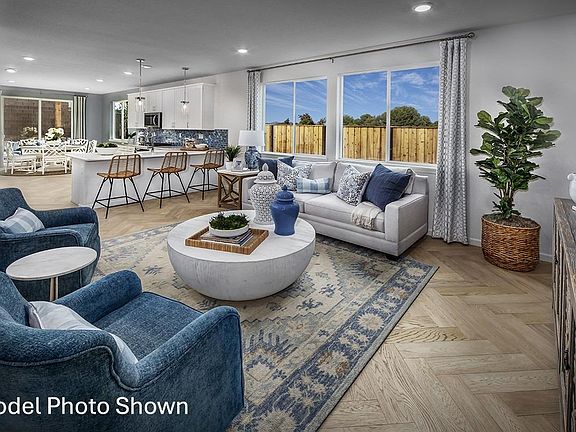 4th image of 2060 Peony St