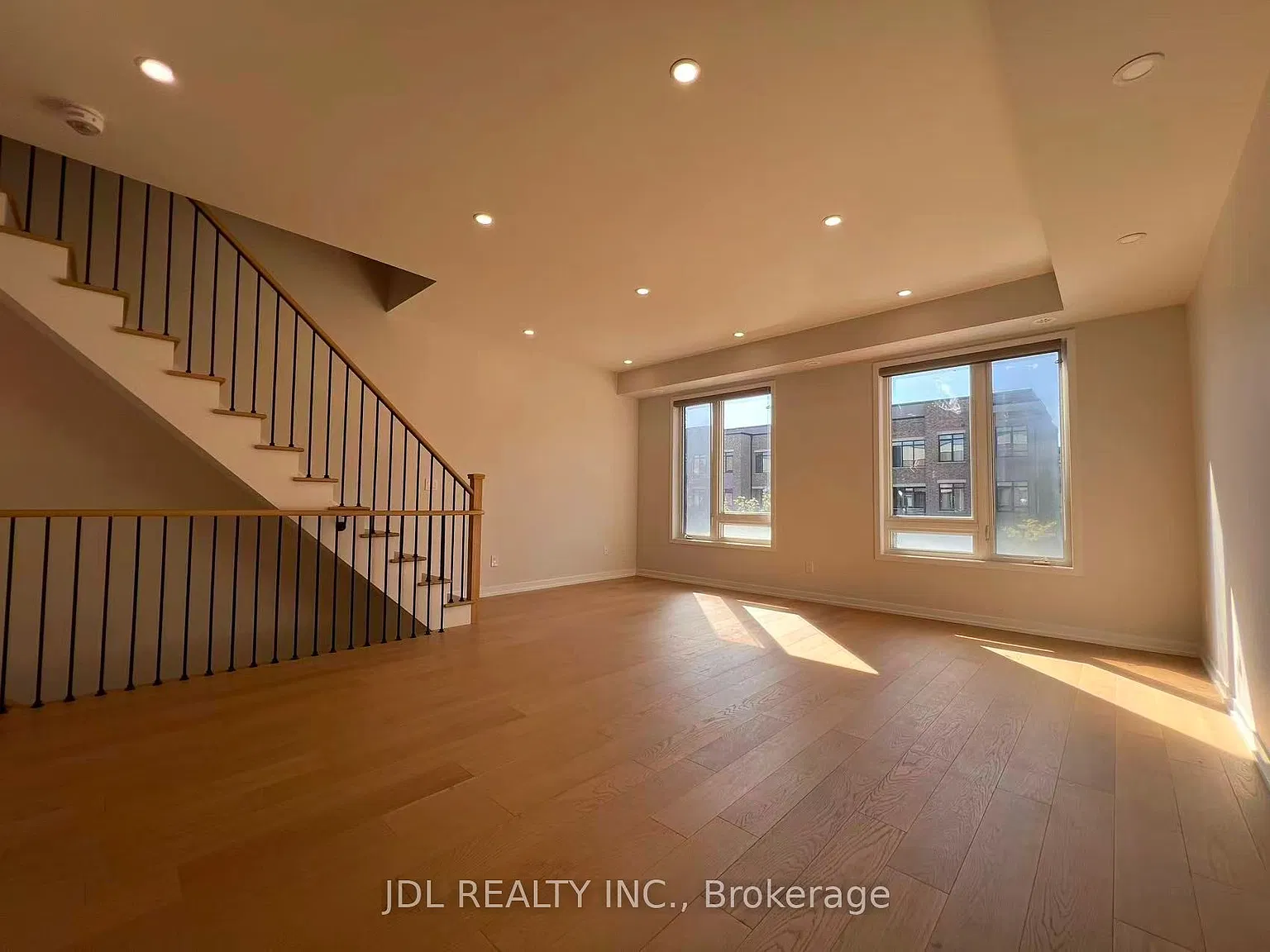 3 bed, $3,800 — Photo 2
