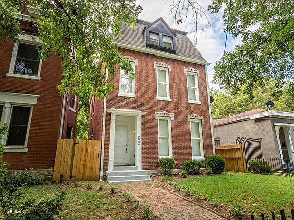 2nd image of 222 Saint Joseph St