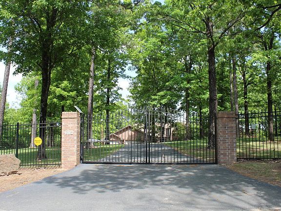 2nd image of 220 Rolling River Ln