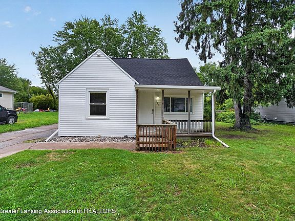 3rd image of 3331 Viking Rd