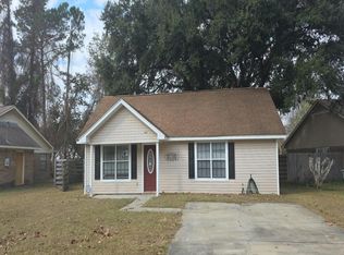 662 Windhaven Dr, Hinesville, GA 31313