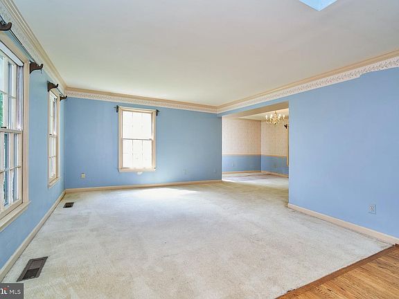 5th image of 6109 Mountain Springs Ln