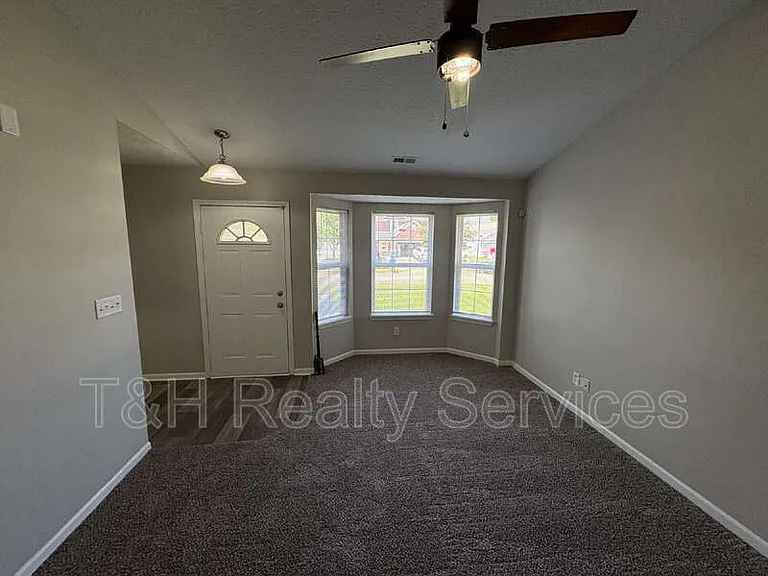11331 Sweetleaf Dr — Photo 4