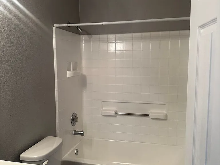 4517 Park Rose Cir — Photo 16