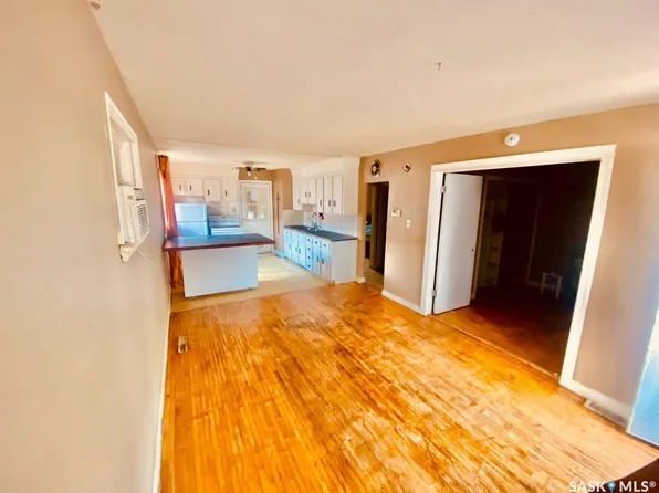 626 Mctavish Street, Regina, SK S4T 3T5