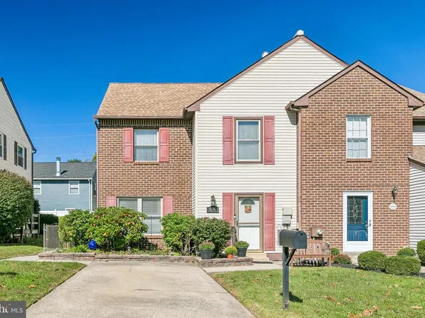 15054 Poquessing Creek Ln, Philadelphia, PA 19116