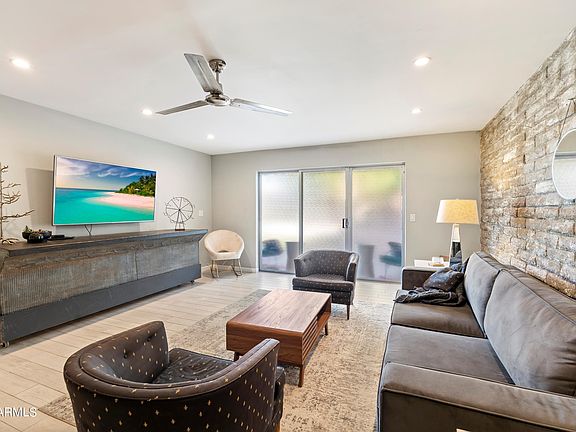 3rd image of 3635 E TURNEY Avenue #15