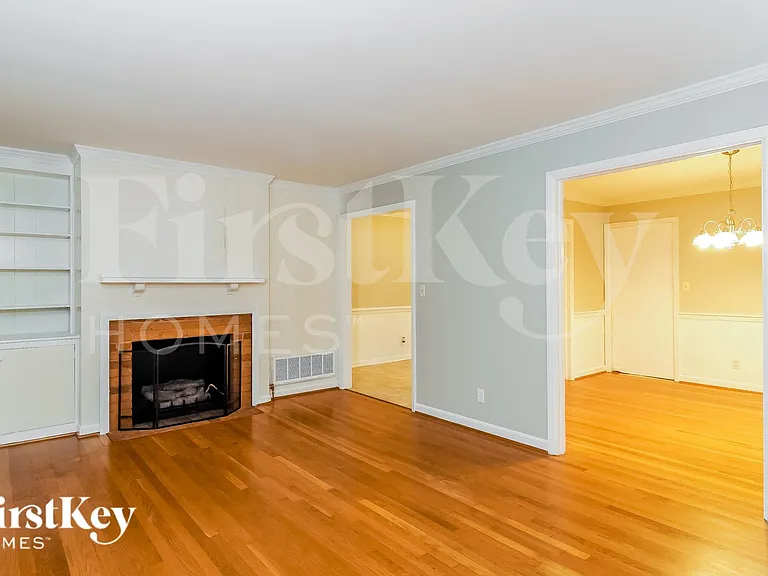 2407 Running Brook Dr — Photo 2
