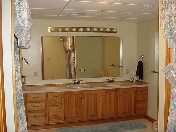 Large Bathrooms