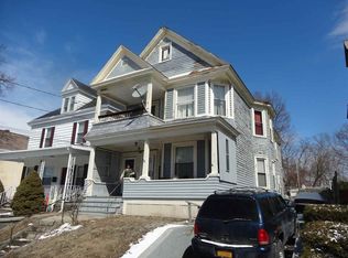 1067 Forest Rd, Schenectady, NY 12303