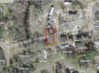 103 Fish Camp Cir, Wewahitchka, FL 32465