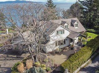 4403 Shore Way, Saanich, BC V8N3V1