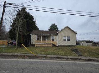 1008 Pike St, Parkersburg, WV