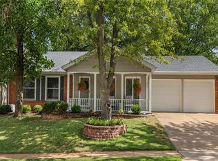 840 La Bonne Pkwy, Ballwin, MO