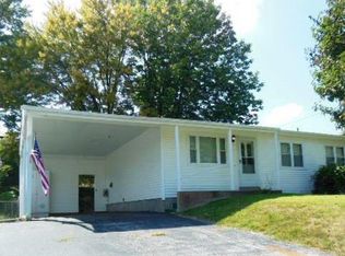 12738 Missouri Bottom Rd, Hazelwood, MO 63042