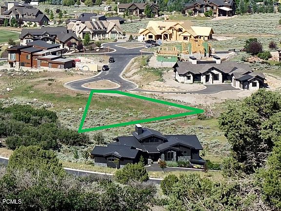3rd image of 2035 E Chimney Rock Way #240