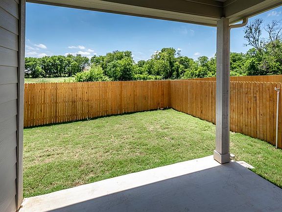 3rd image of 6621 Kildare Dr