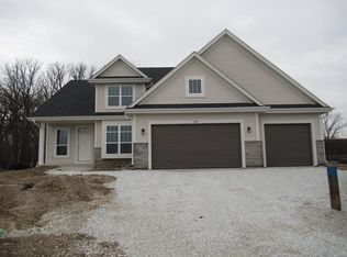 11347 W Meadowview Dr, Franklin, WI 53132