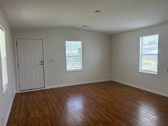 2nd image of 312 Sonnet Ln #312