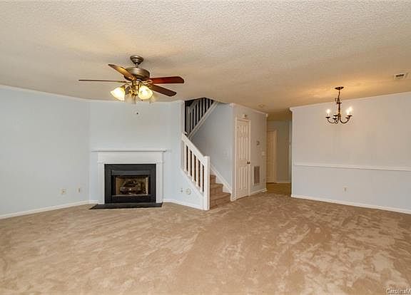 3rd image of 2153 Preakness Ct