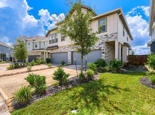 4146 Balboa Dr, Iowa Colony, TX 77583
