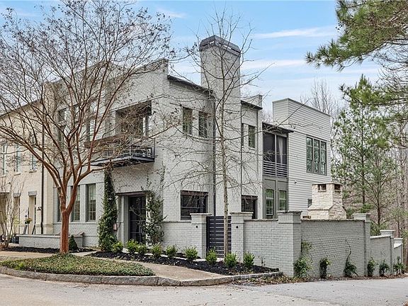 5th image of 458 Selborne Way