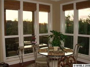 800 Chee Chee Ct, Silverton, OR 97381