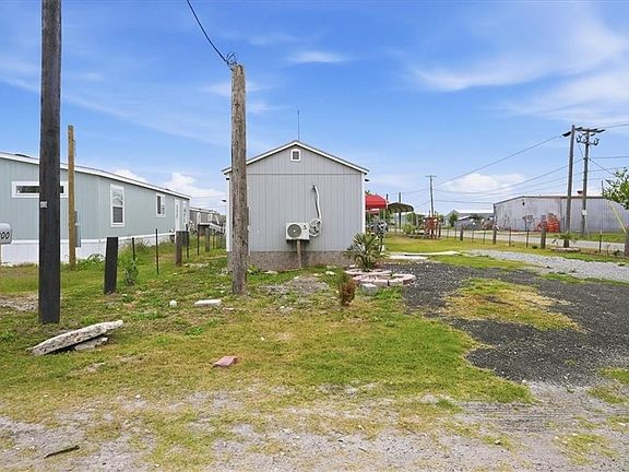 3rd image of 300 Packinghouse Rd