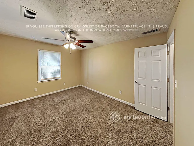 4611 Pine Harbor Ct NE — Photo 15