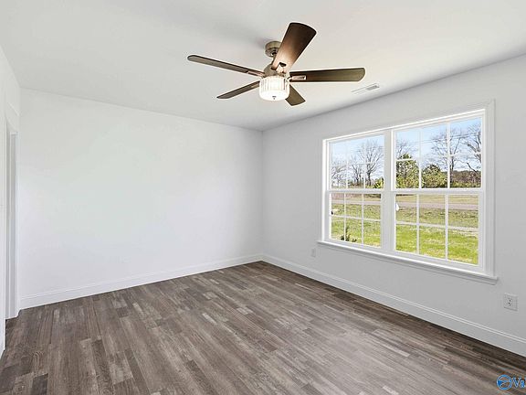 5th image of 117 Creekside Dr