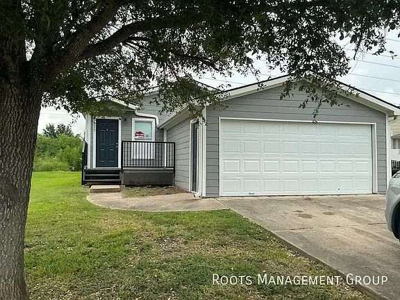 2nd image of 16035 Clarke Springs Dr #16035C