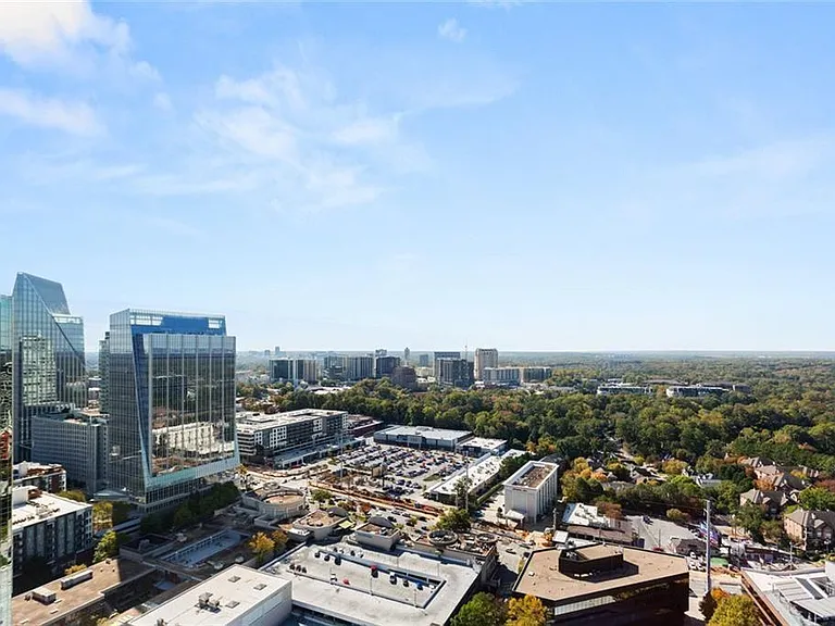 3338 Peachtree Rd NE #3501 — Photo 22