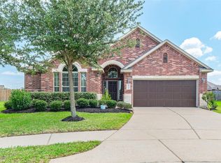 18330 Redoak Manor Ln, Cypress, TX 77433