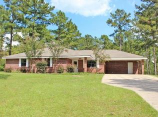 73 Watkins Dr, Petal, MS 39465