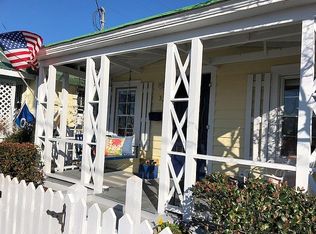 322 Orange St, Beaufort, NC 28516