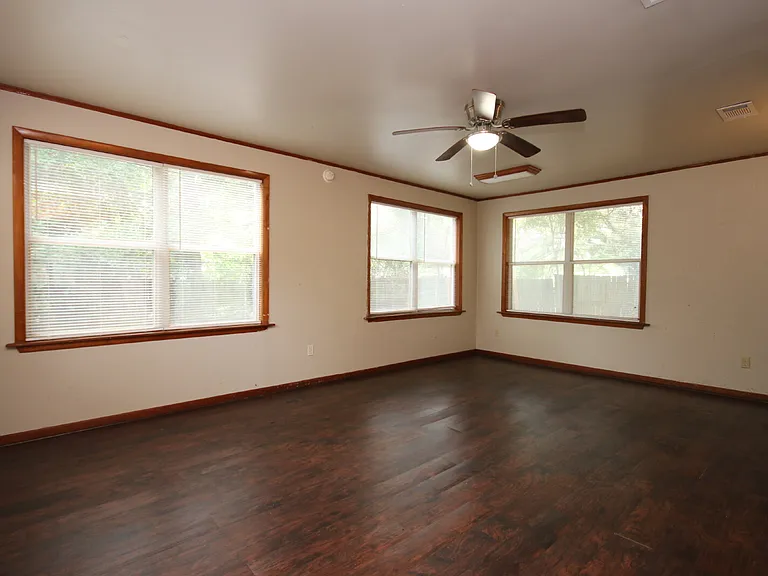 4745 Praline Ln — Photo 9