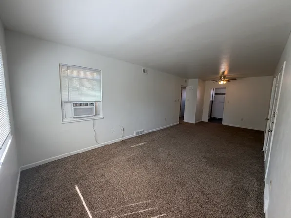 3235 White Oak Dr #5, Dayton, OH 45420