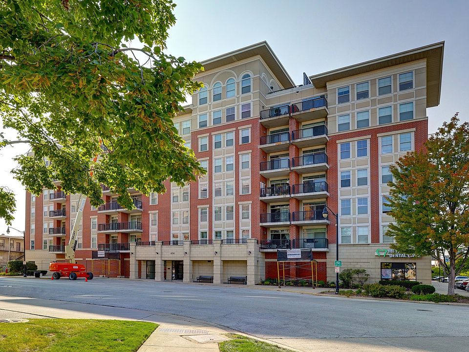 1st image of 656 Pearson St Unit 702C