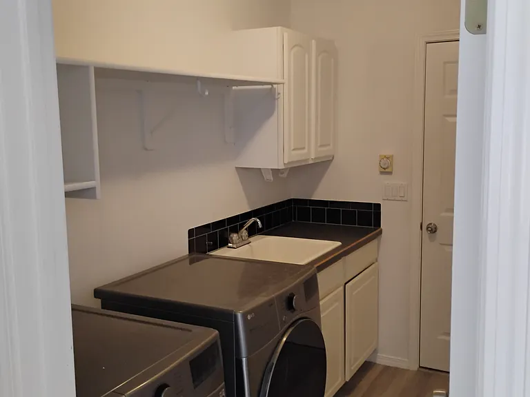 802 N Echohawk Way — Photo 6