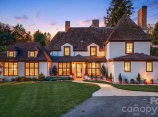 42 Cranford Rd, Asheville, NC 28806