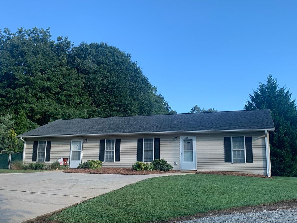 1st image of 147 Brandon Dr