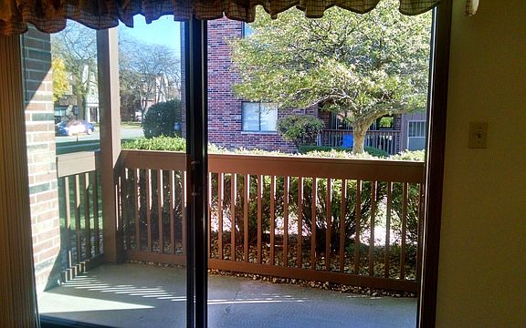 5th image of 15705 Peggy Ln APT 3N