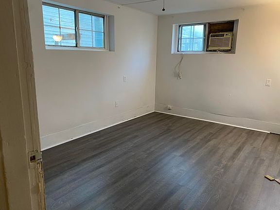 4th image of 3536 Admiral Dr Building A