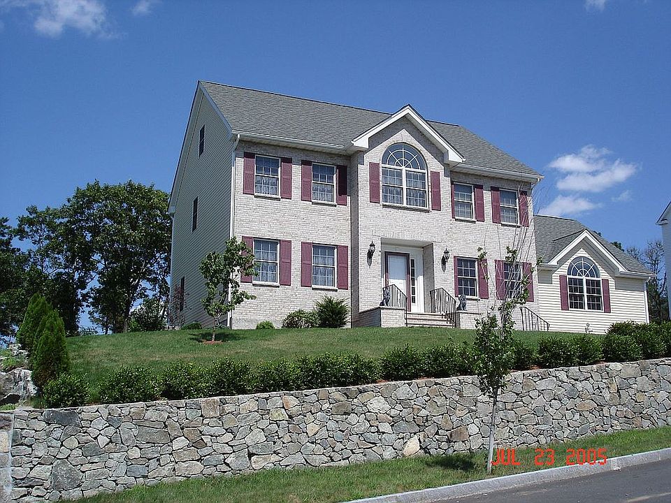 2nd image of 8 Cheever Ave