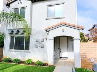 877 Havasu St, Corona, CA 92878