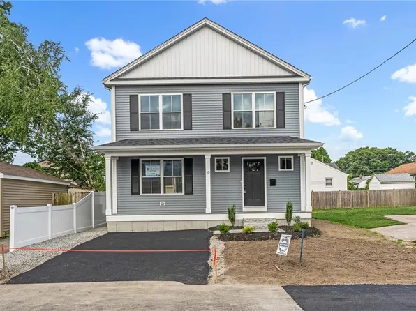 10 Fyffe Ave, Cranston, RI 02920
